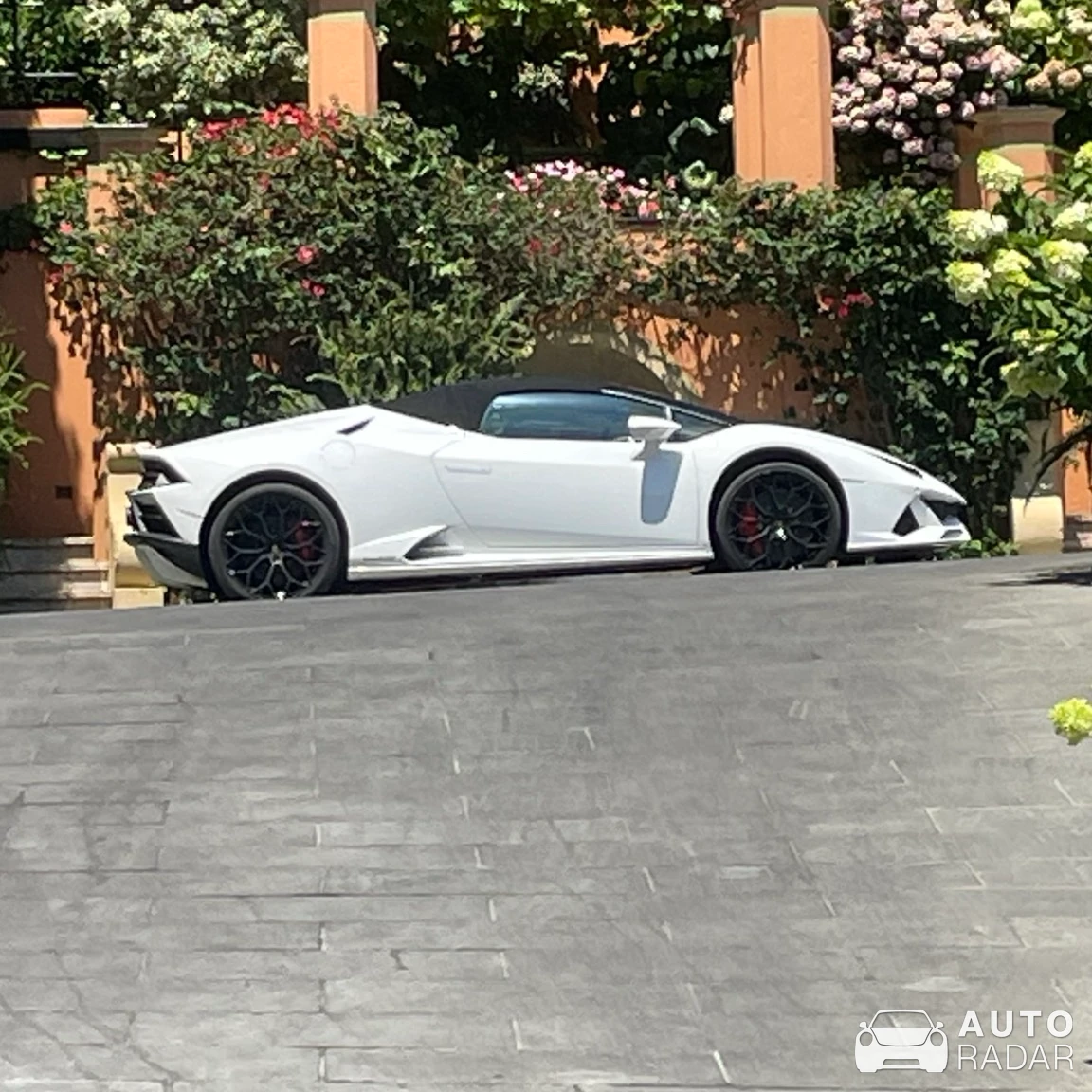 Lamborghini Huracán LP640-4 EVO Spyder spotted in Portofino