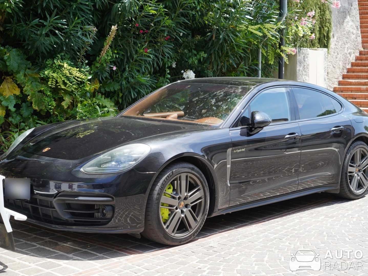 Porsche Panamera 4 spotted in Riccione