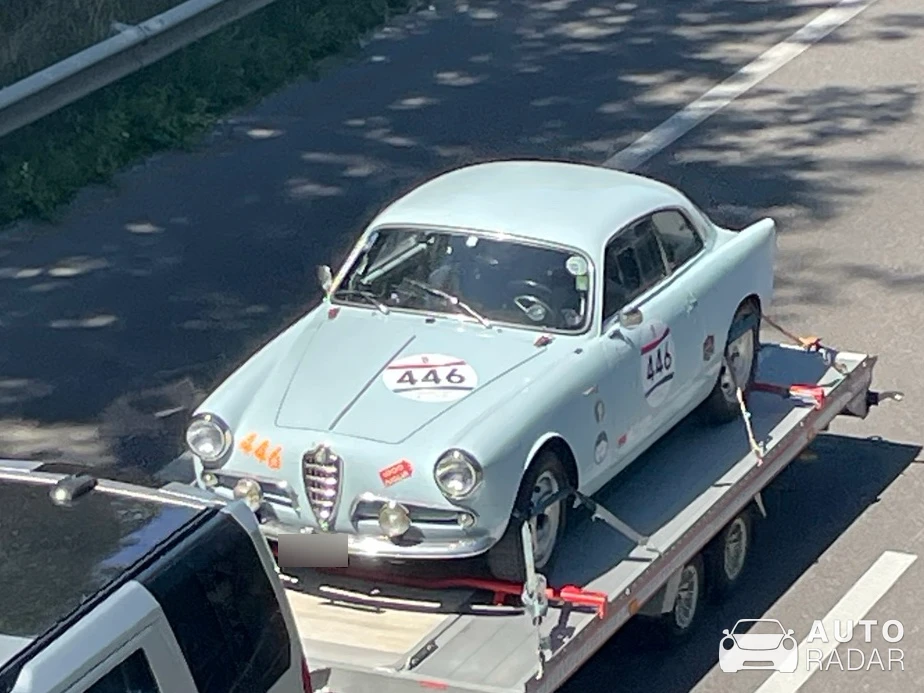 Alfa Romeo Giulietta Sprint 1600 spotted in Dommartin-lès-Toul