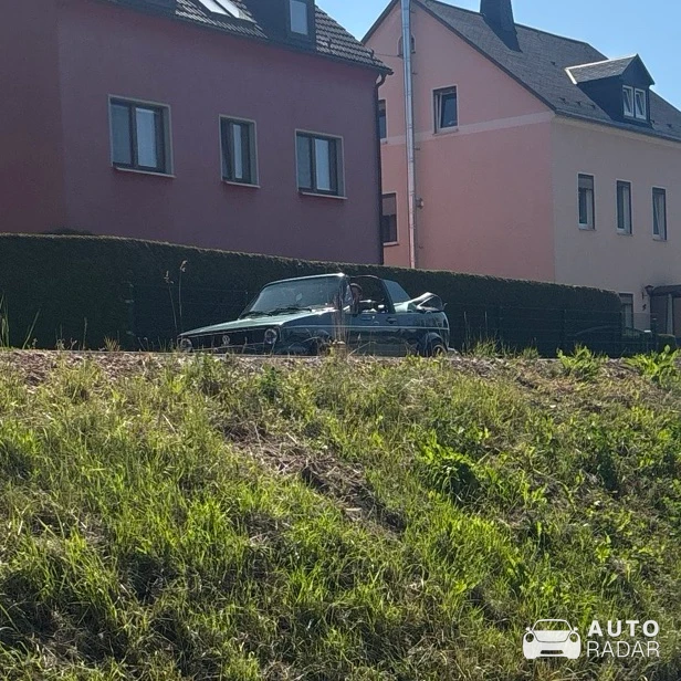 Volkswagen Golf Mk1 Cabriolet spotted in Zwönitz