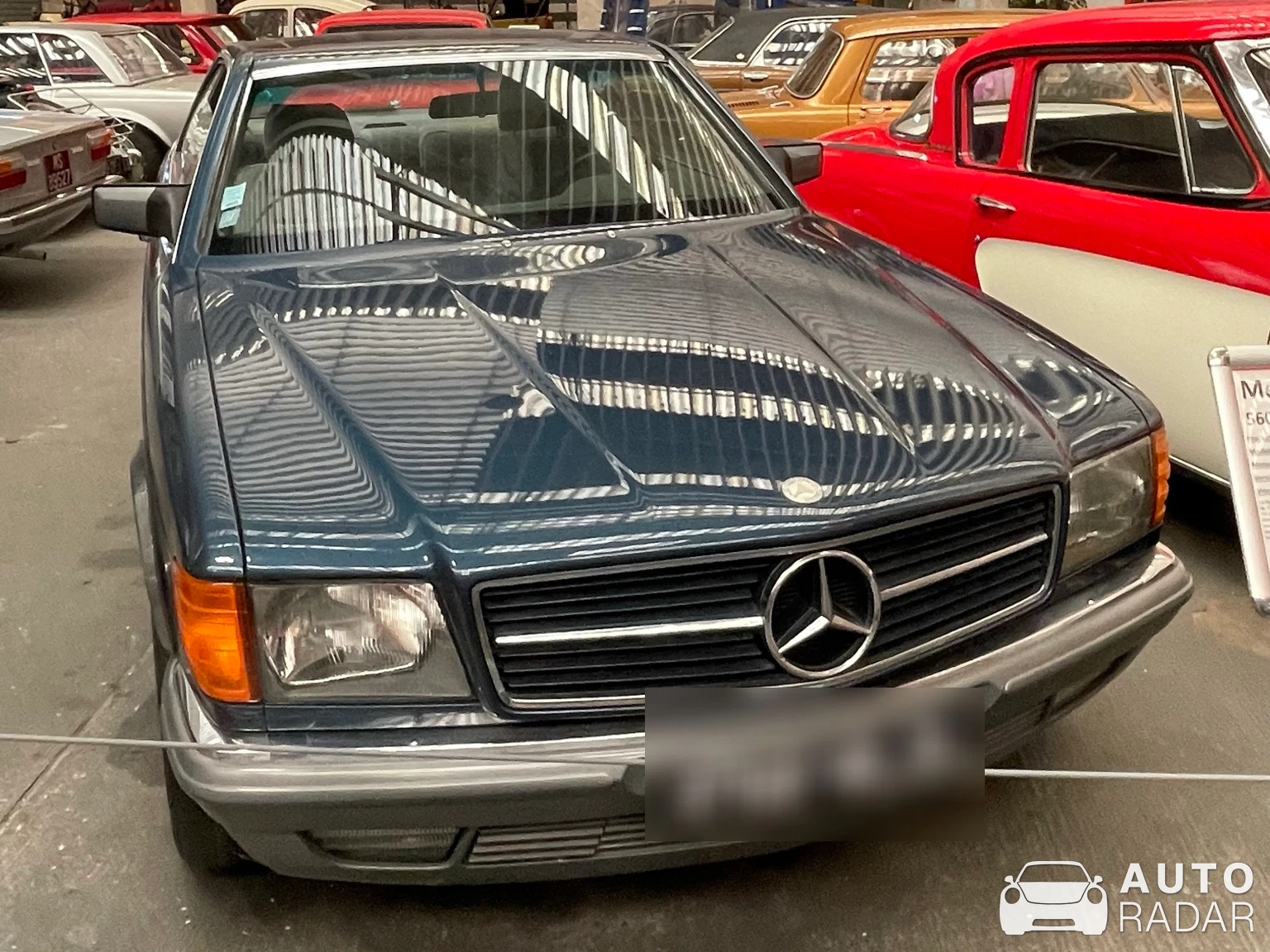 Mercedes-Benz C126 spotted in Bois-de-Haye