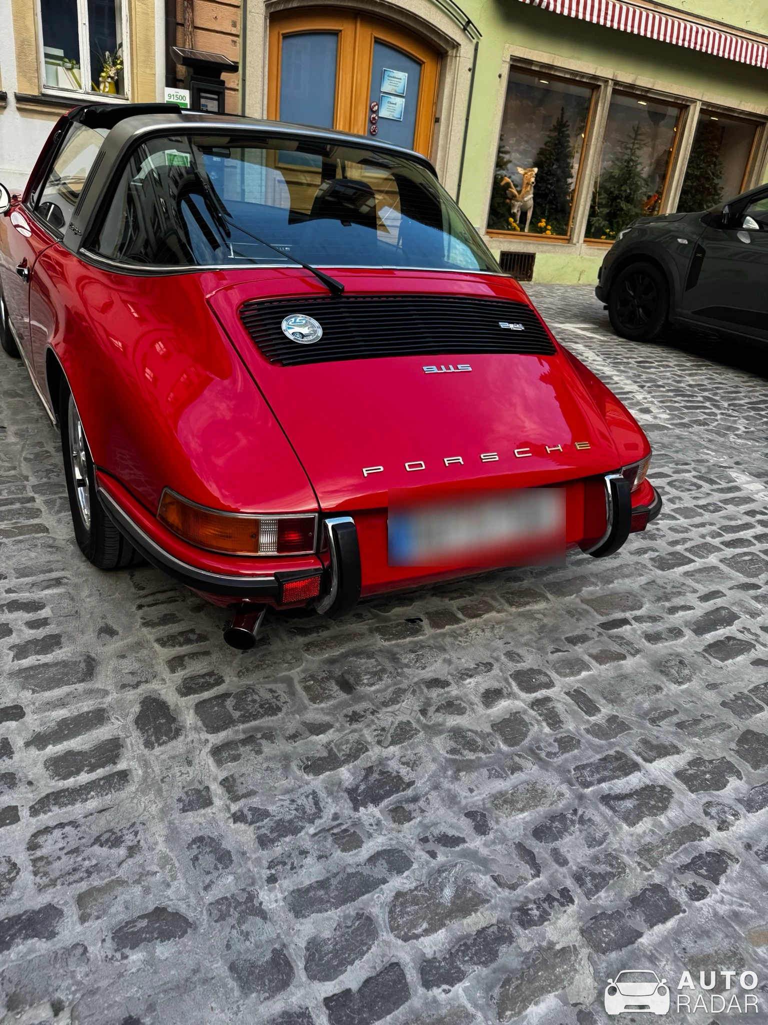 Porsche 911 Targa 2.4 S spotted in Rothenburg ob der Tauber