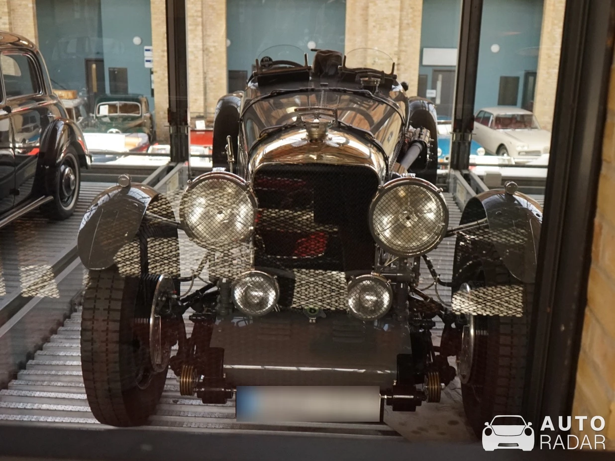 Bentley 4 1/2 Litre spotted in Berliini