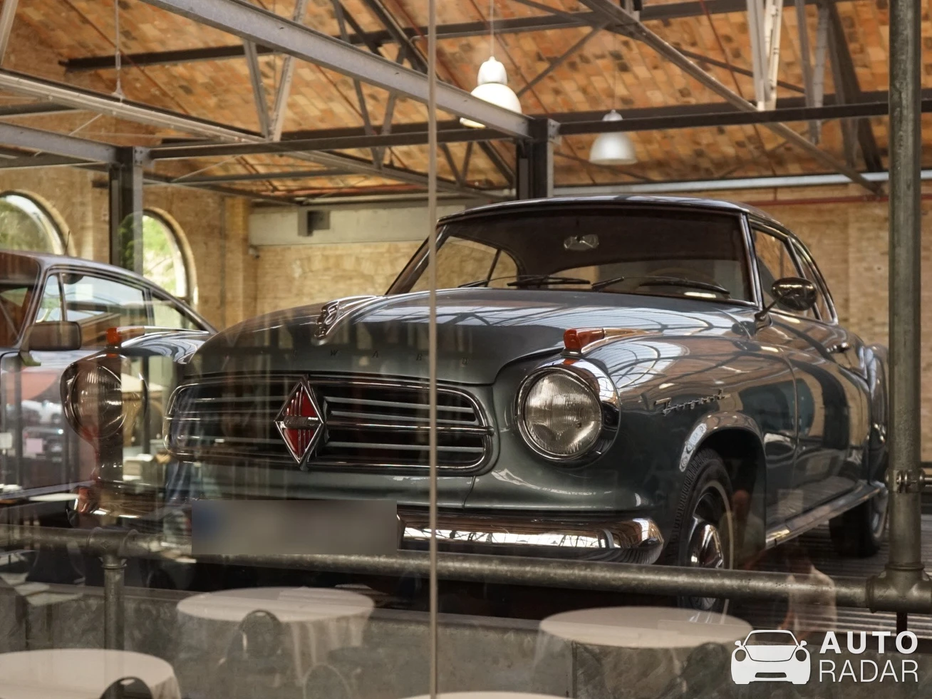 Borgward Isabella Coupé spotted in Berliini