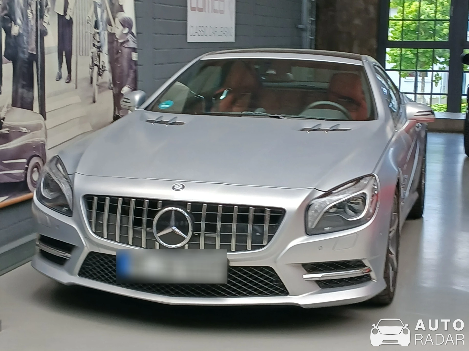 Mercedes-Benz SL-Klasse R231 spotted in Düsseldorf