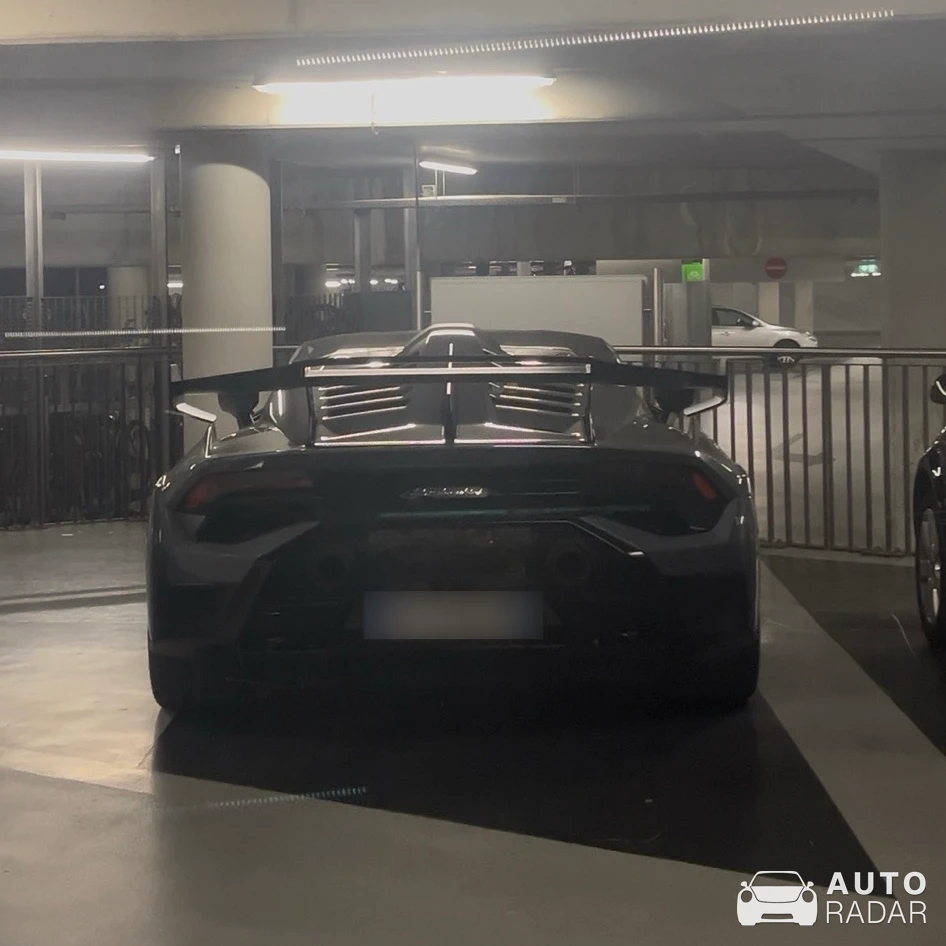 Lamborghini Huracán LP640-2 STO spotted in Amsterdam