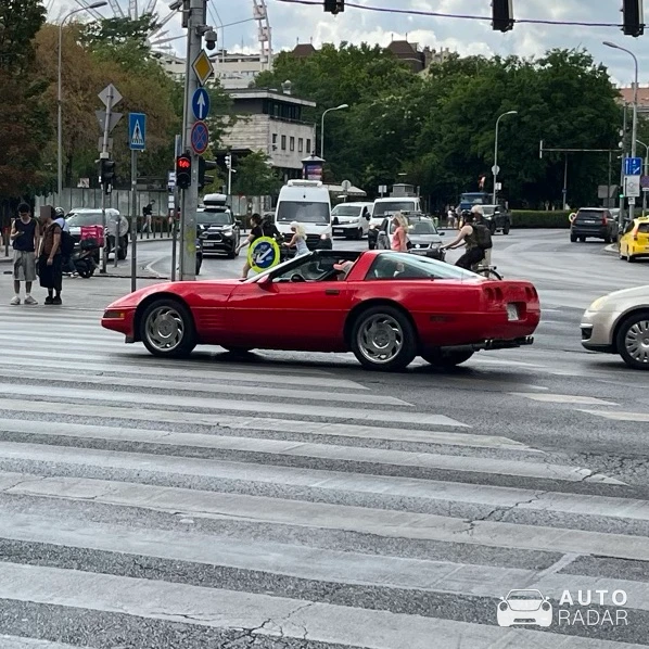 Chevrolet Corvette C4 spotted in Budapest