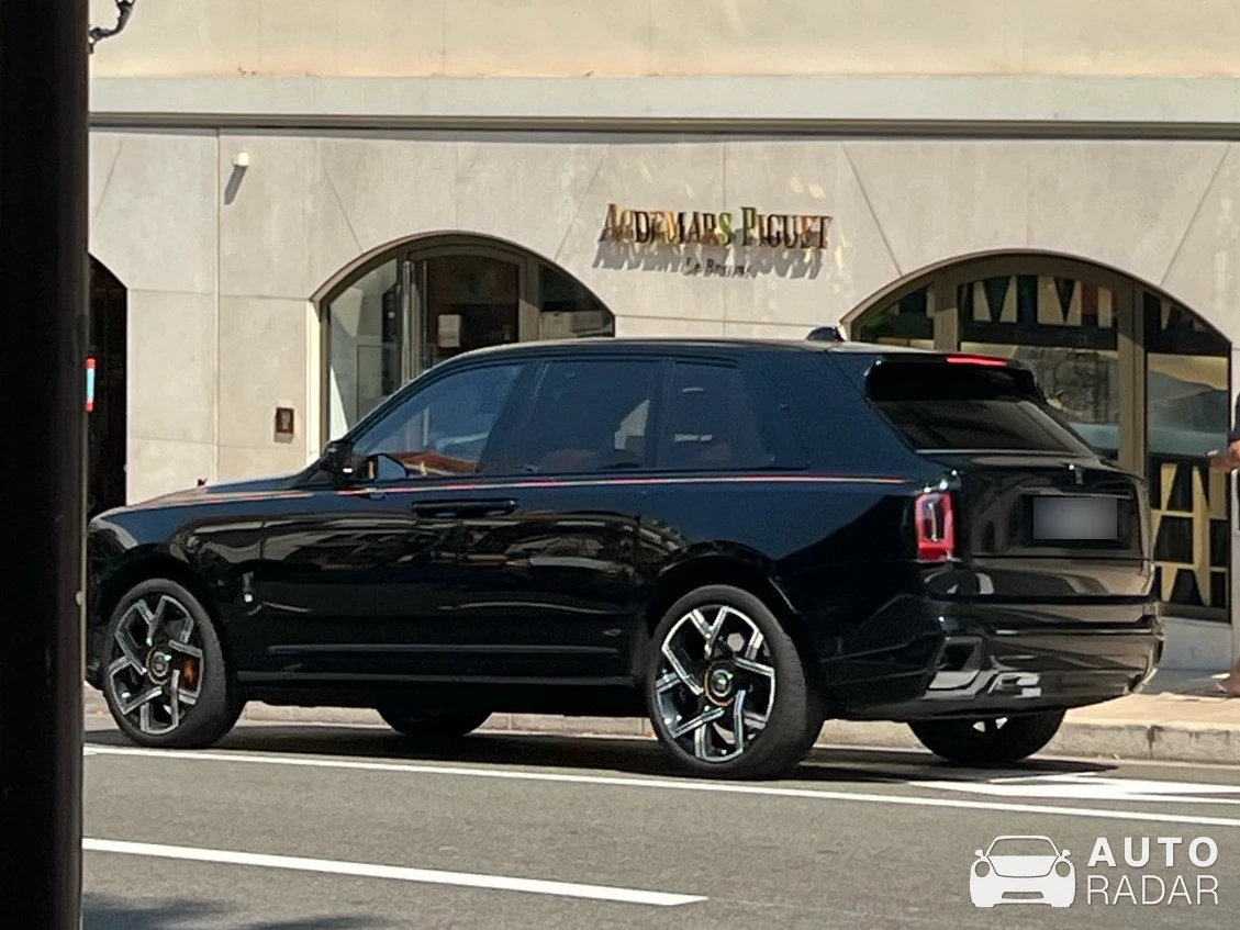 Rolls-Royce Cullinan Black Badge spotted in Monaco