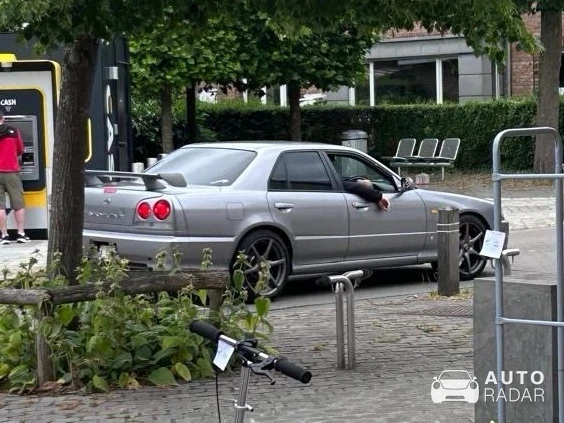 Nissan Skyline R34 GT-T spotted in Oostende