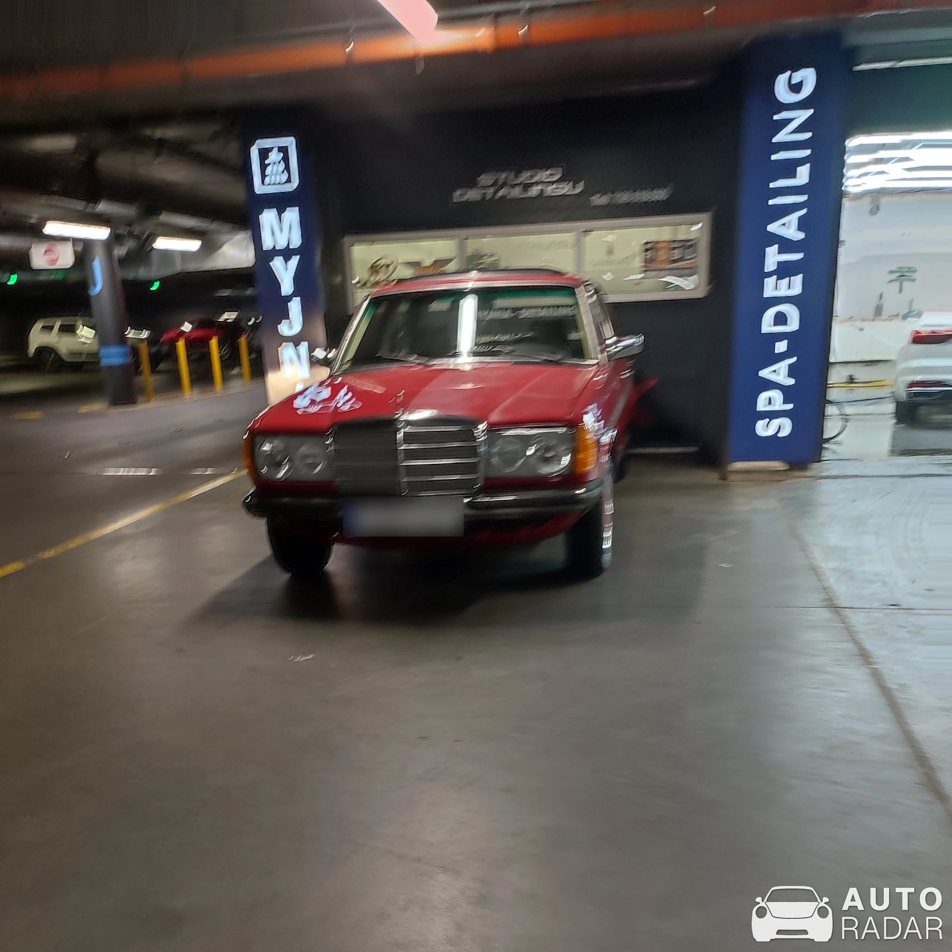 Mercedes-Benz 300E W123 spotted in Olsztyn