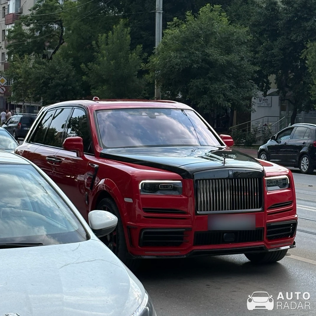 Rolls-Royce Cullinan Mansory spotted in Iaşi