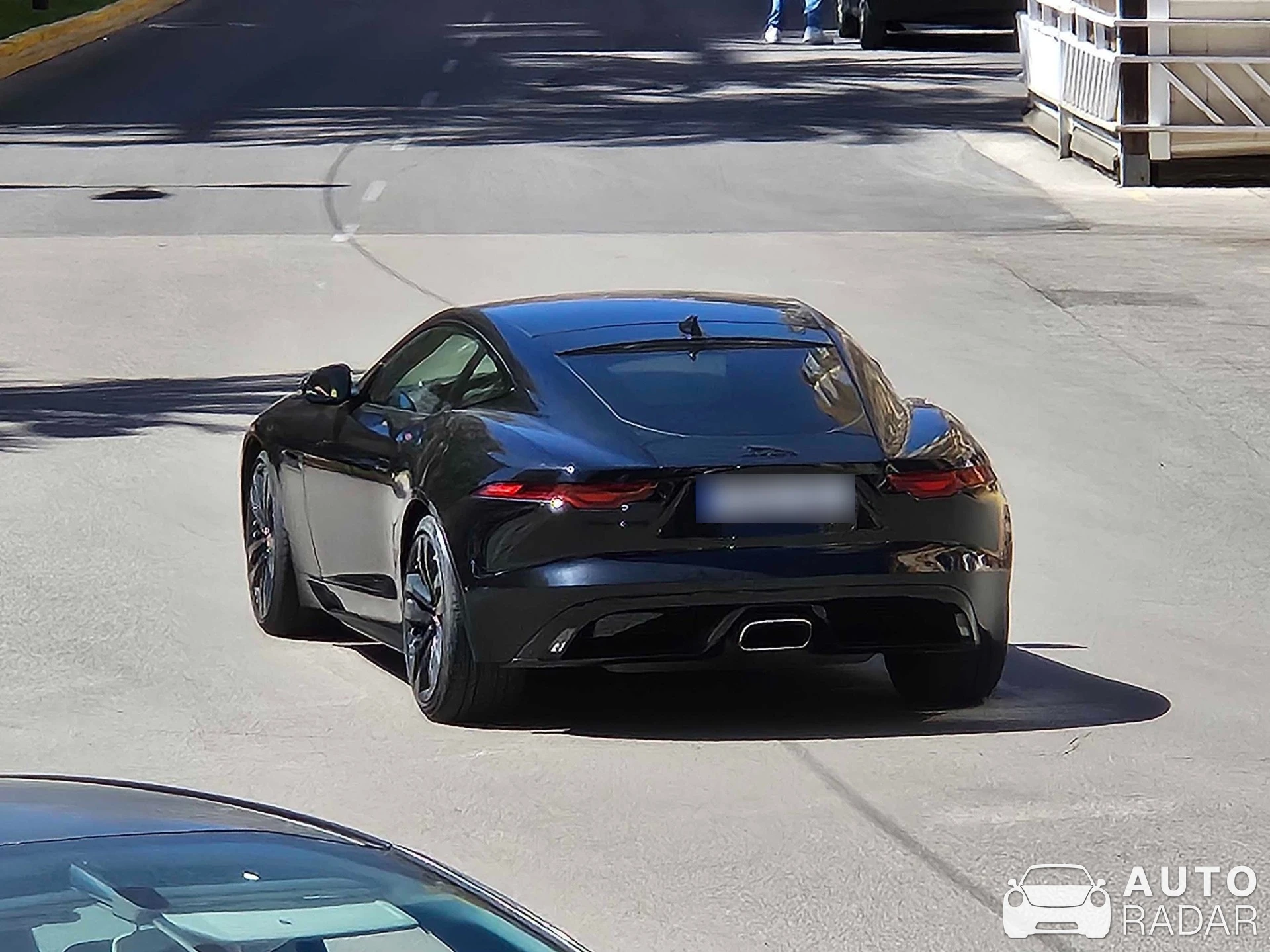 Jaguar F-Type P300 spotted in Cullera