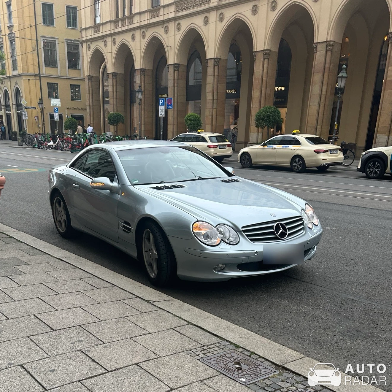 Mercedes-Benz SL 65 AMG R230 spotted in München