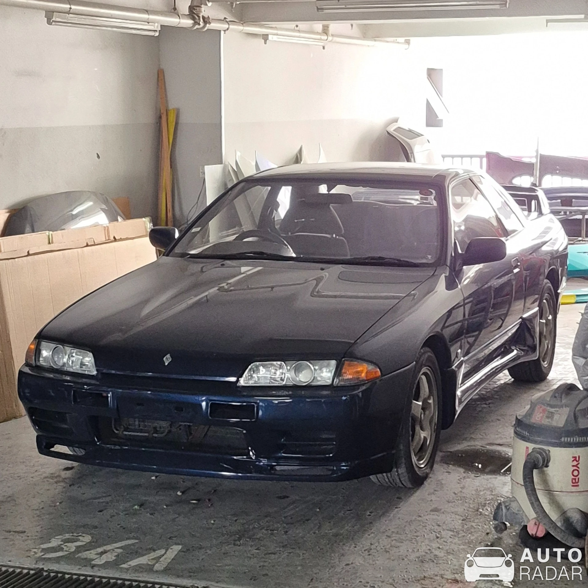 Nissan Skyline R32 GT-ST spotted in Singapore