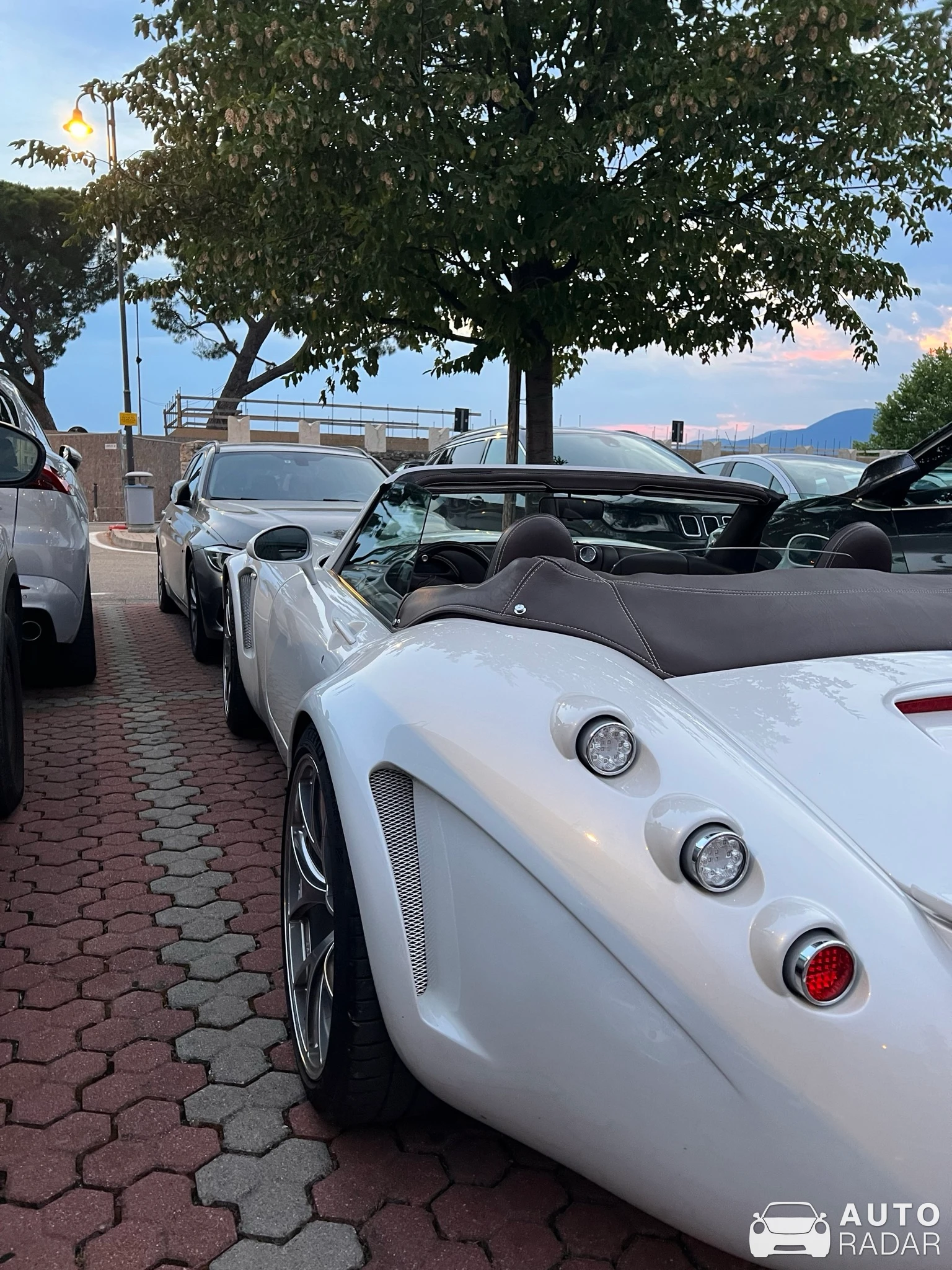 Wiesmann MF3 Roadster spotted in Torri del Benaco