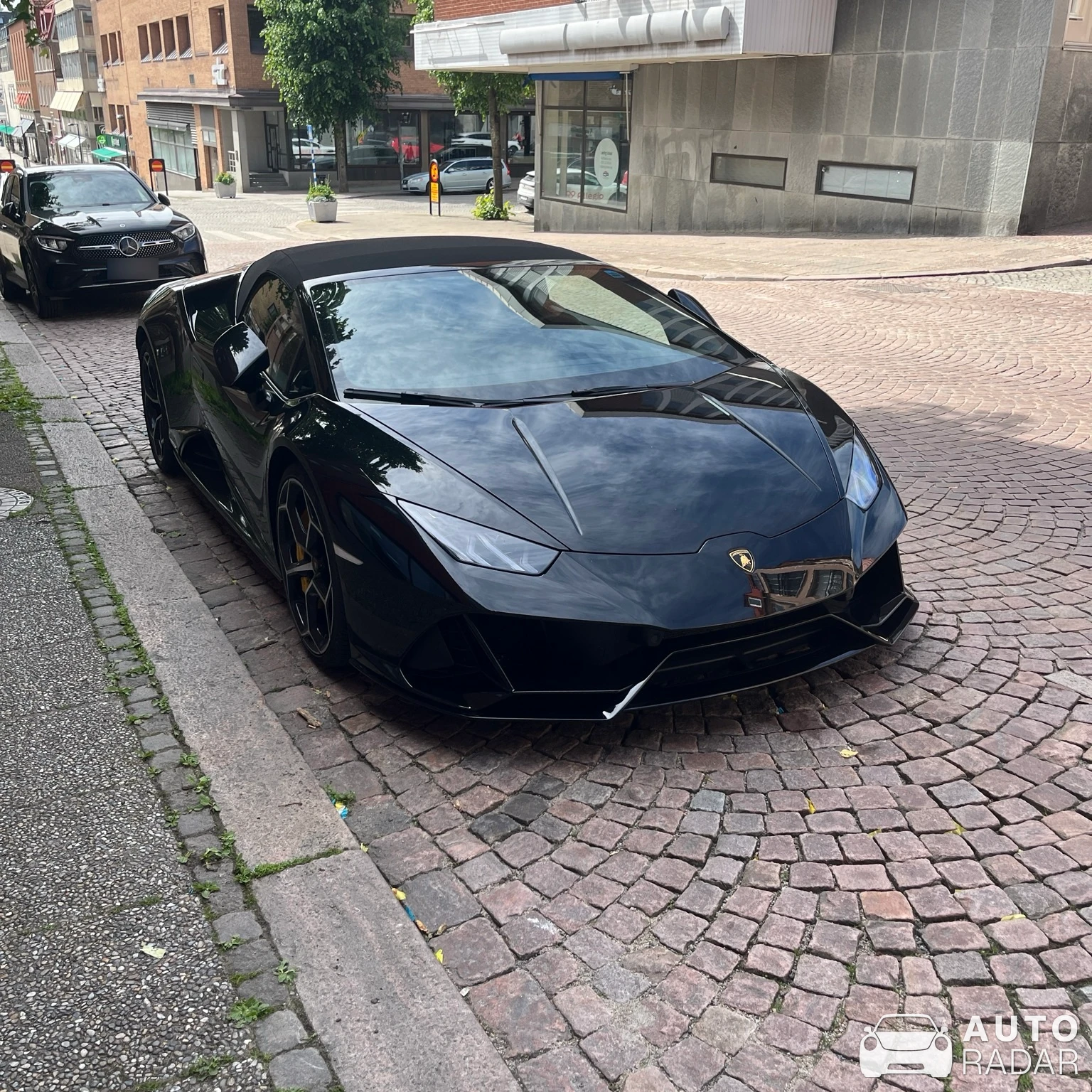 Lamborghini Huracán LP640-4 EVO Spyder spotted in Borås