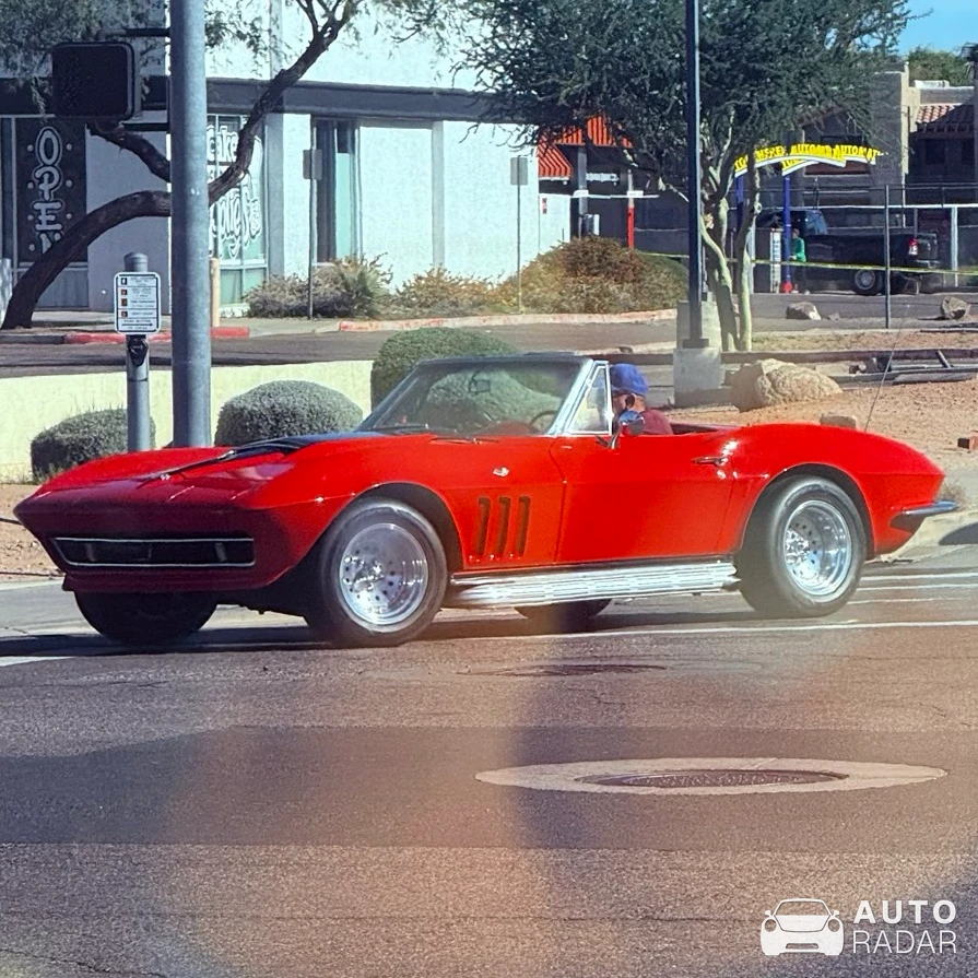 Chevrolet Corvette C2 spotted in Gilbert