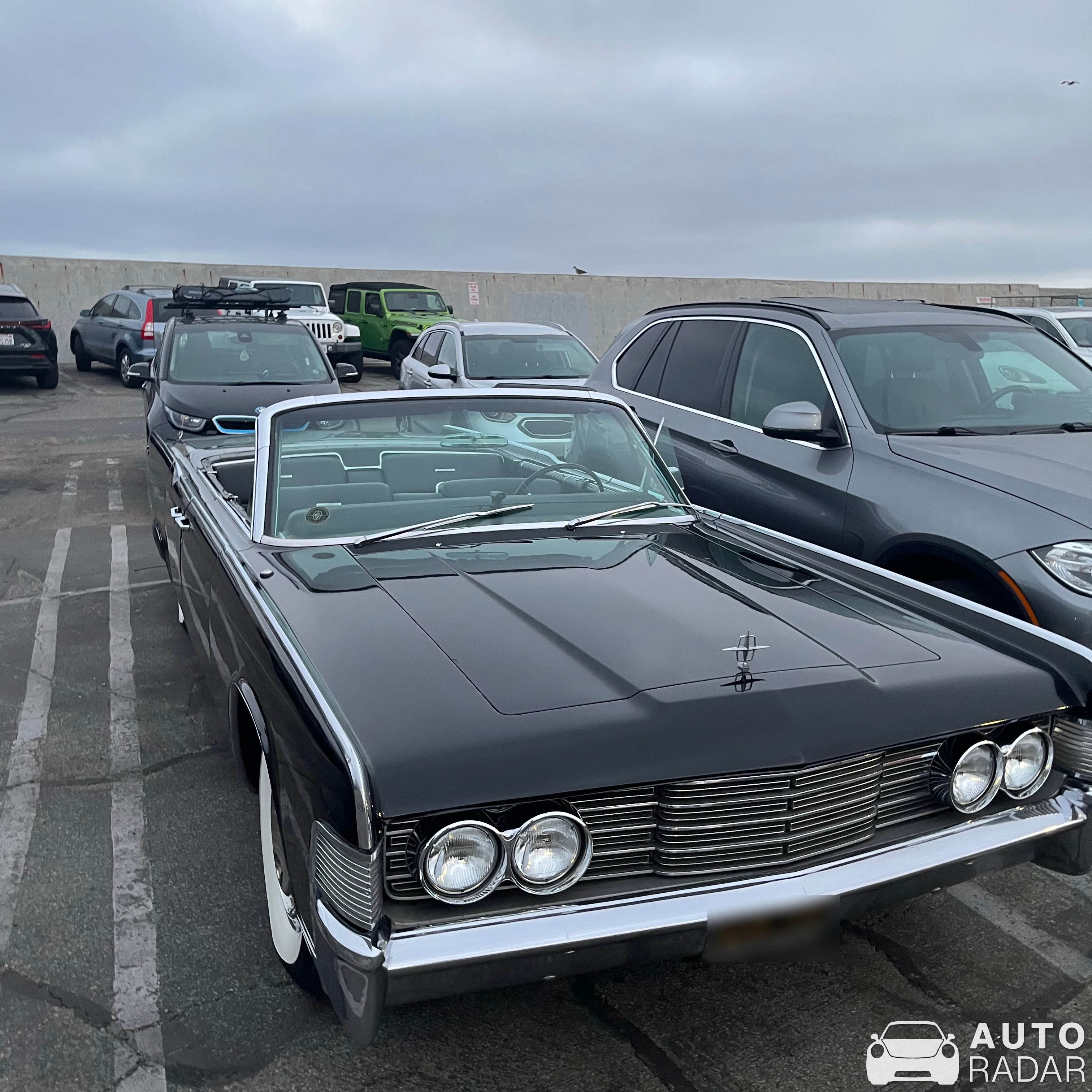 Lincoln Continental Mark V spotted in Hermosa Beach