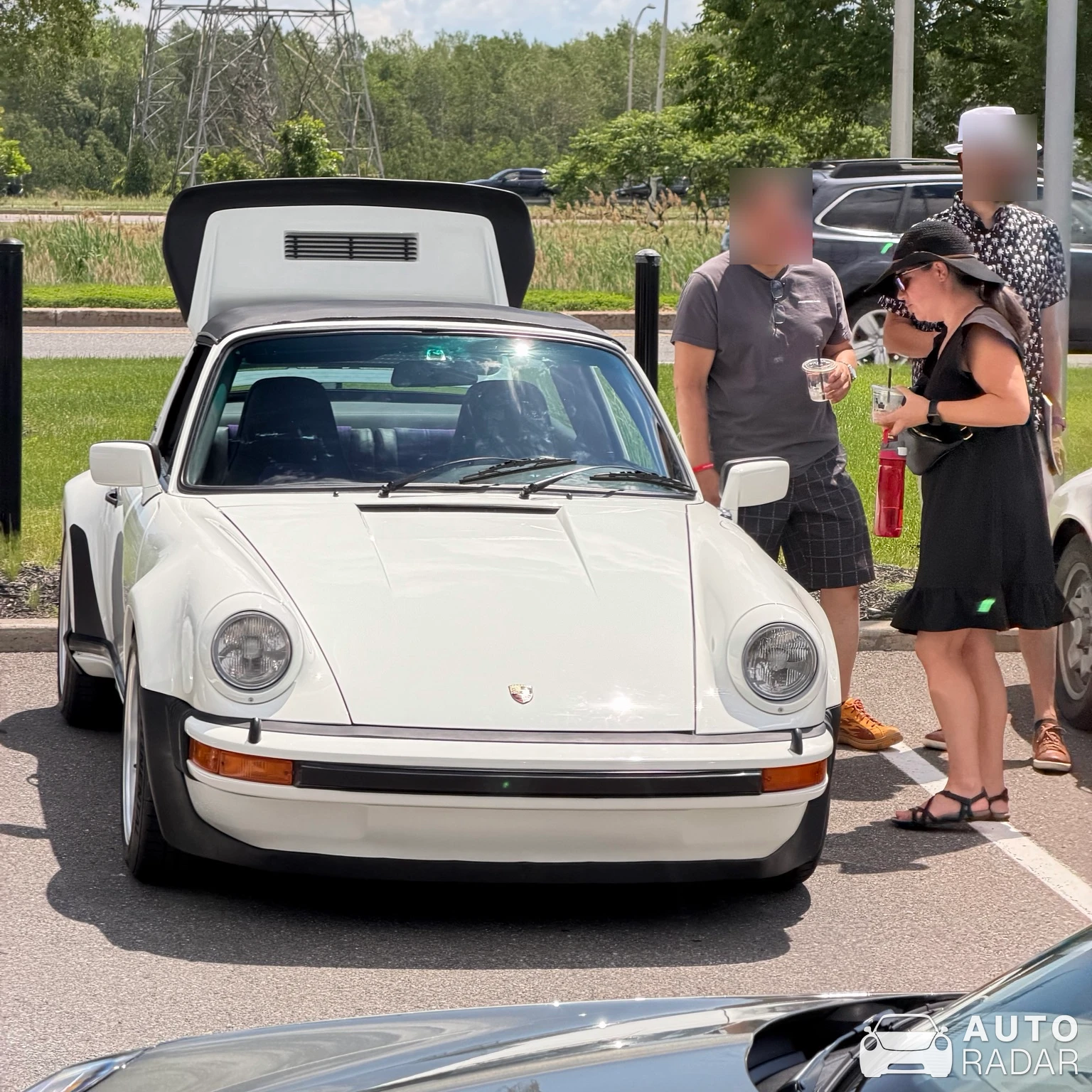 Porsche 930 Turbo Cabriolet spotted in Longueuil