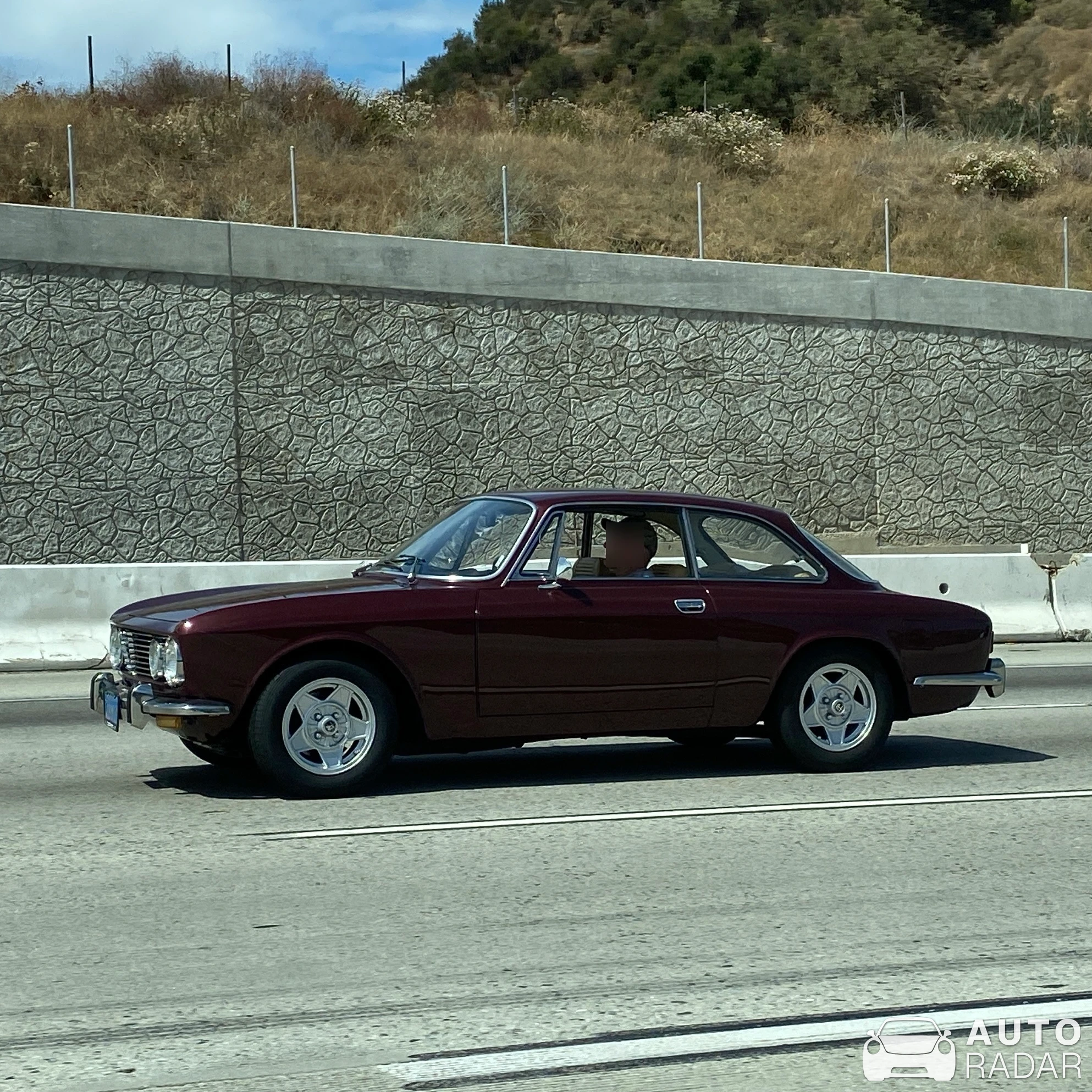 Alfa Romeo 2000 GTV spotted in Newhall