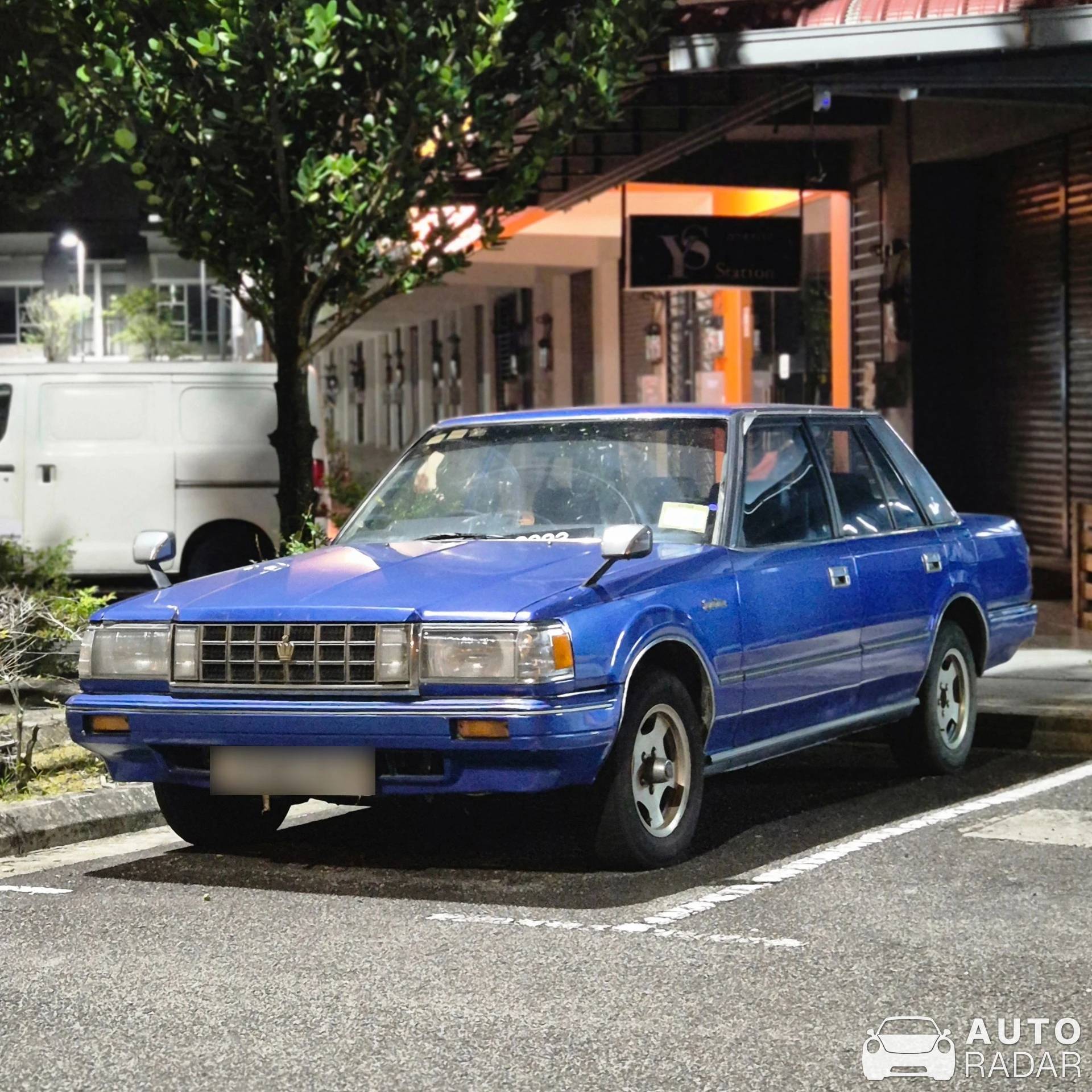 Toyota Crown VIII spotted in Iskandar Puteri