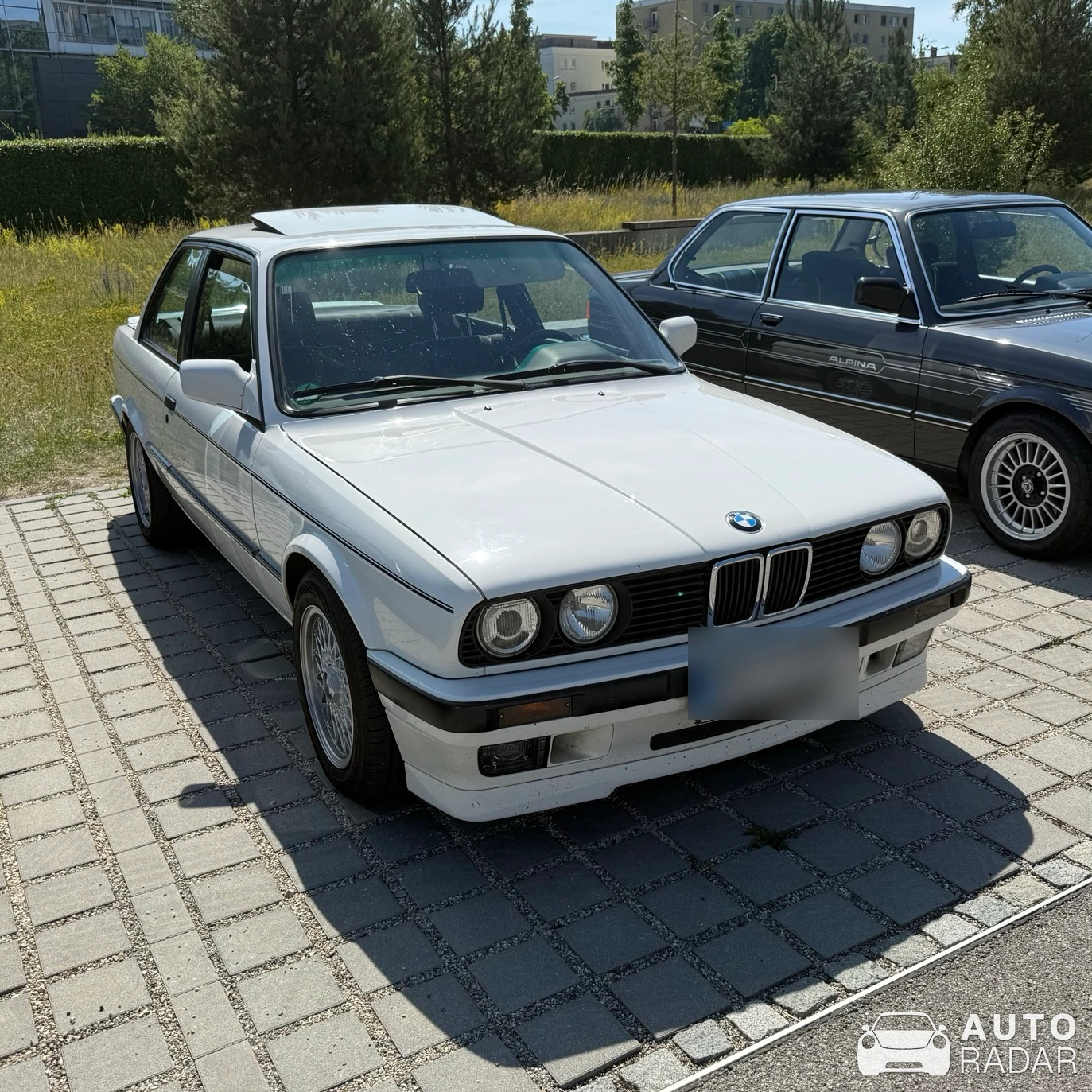 BMW 3 Series E30 Coupé spotted in München