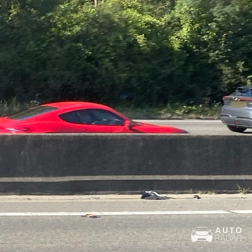 Porsche 718 Cayman spotted in Orpington