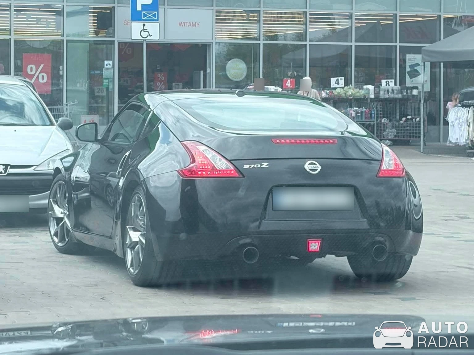 Nissan 370Z spotted in Skarżysko-Kamienna