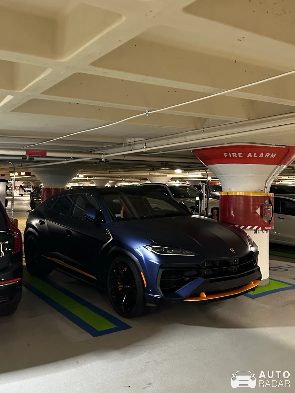 Lamborghini Urus SE spotted in Boston