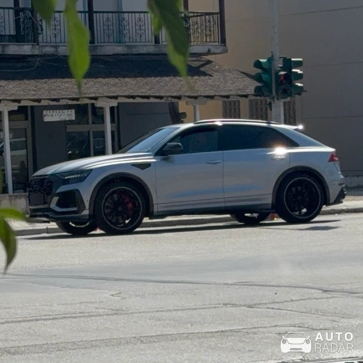 Audi RS Q8 spotted in Nikiti
