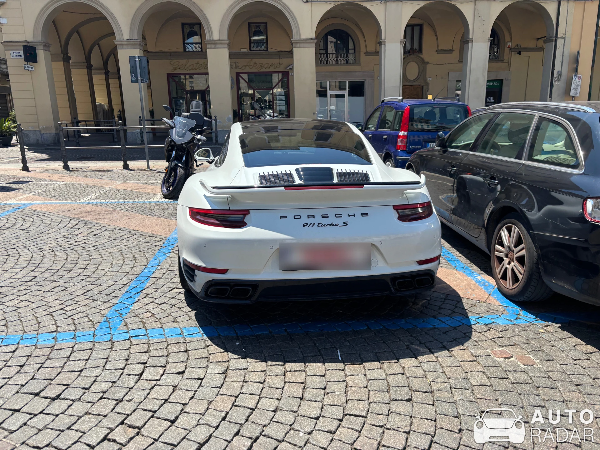 Porsche 991 Turbo S MkI spotted in Tortona
