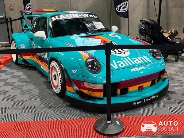 Porsche Rauh-Welt Begriff 993 spotted in Québec