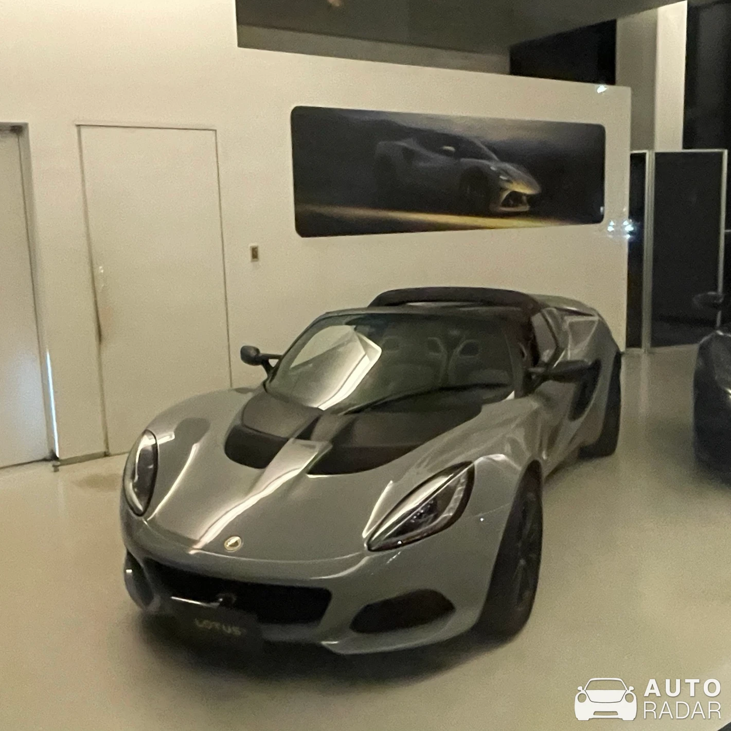 Lotus Elise S3 Sport 240 Final Edition spotted in Yokohama