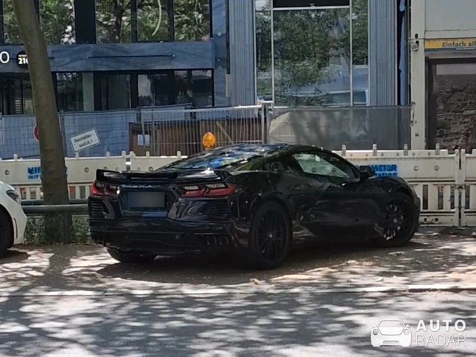 Chevrolet Corvette C8 Stingray spotted in Berlin