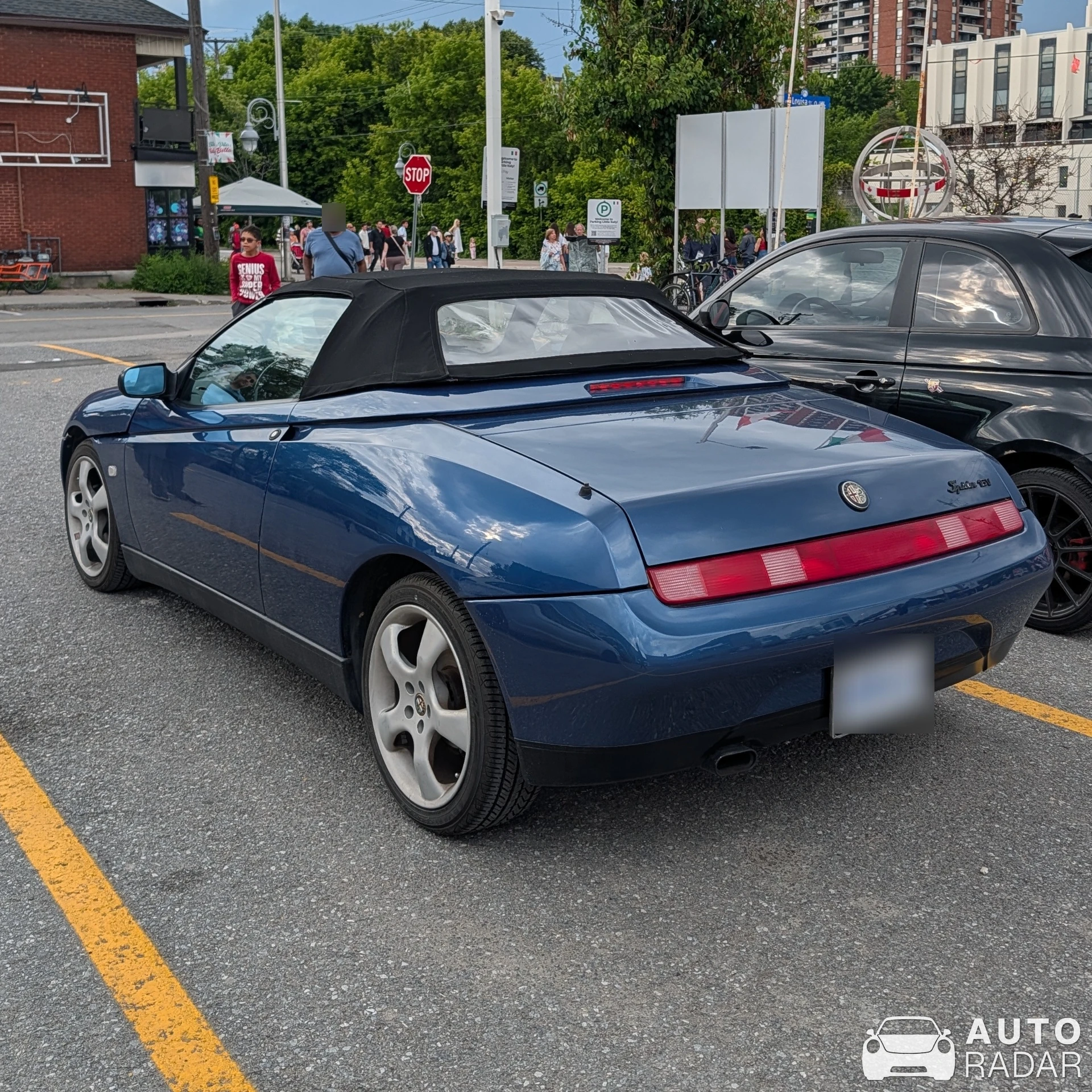Alfa Romeo GTV 916 Spider spotted in Ottawa