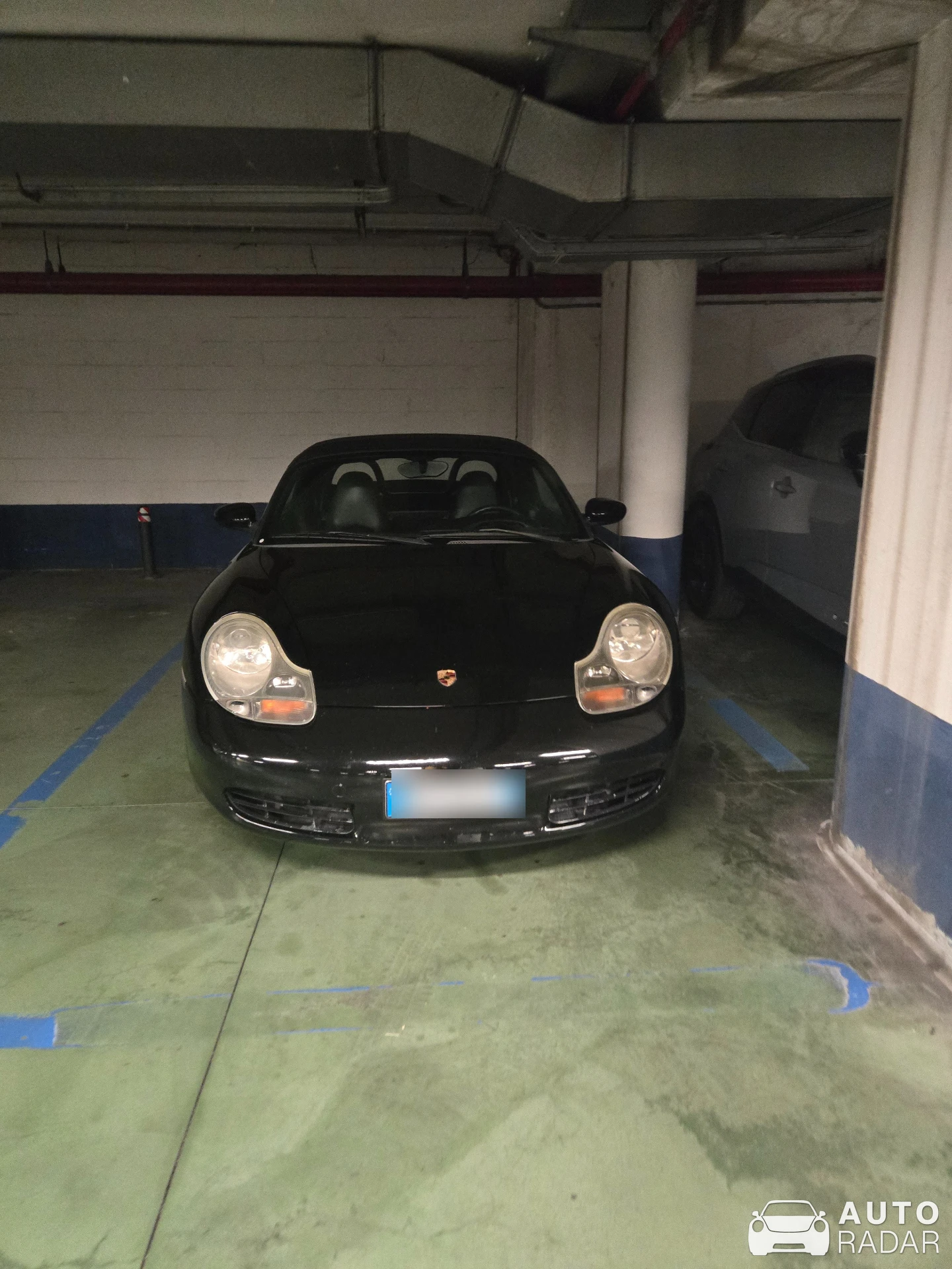 Porsche 996 Carrera Cabriolet spotted in Bologna