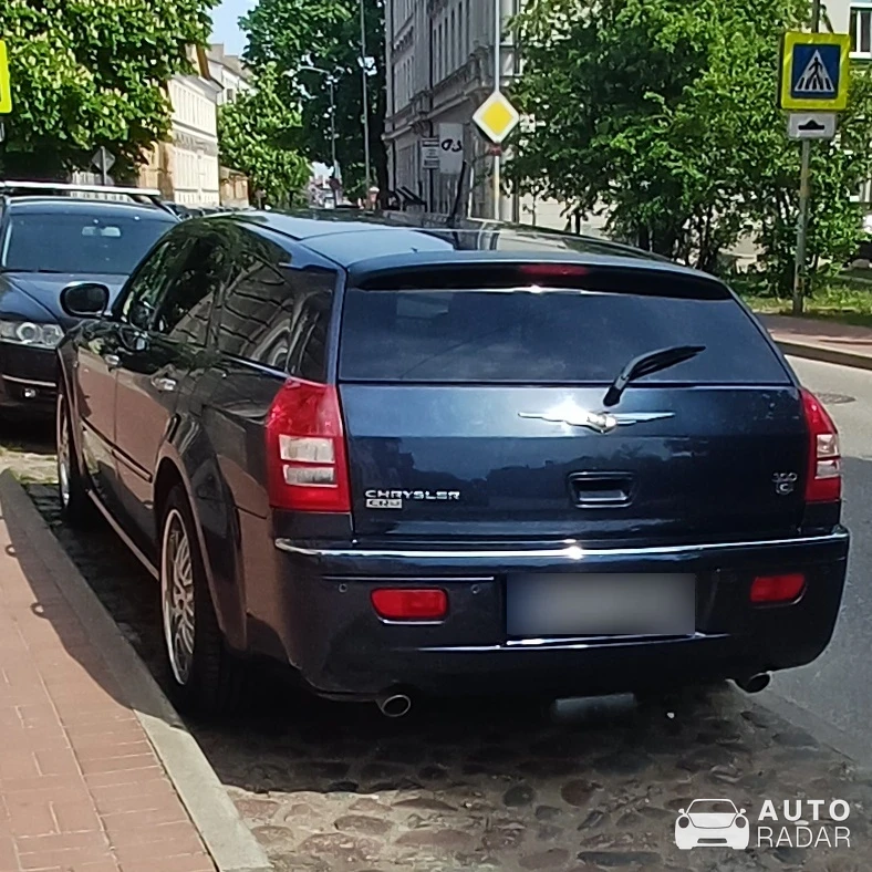 Chrysler 300C Touring spotted in Liepāja