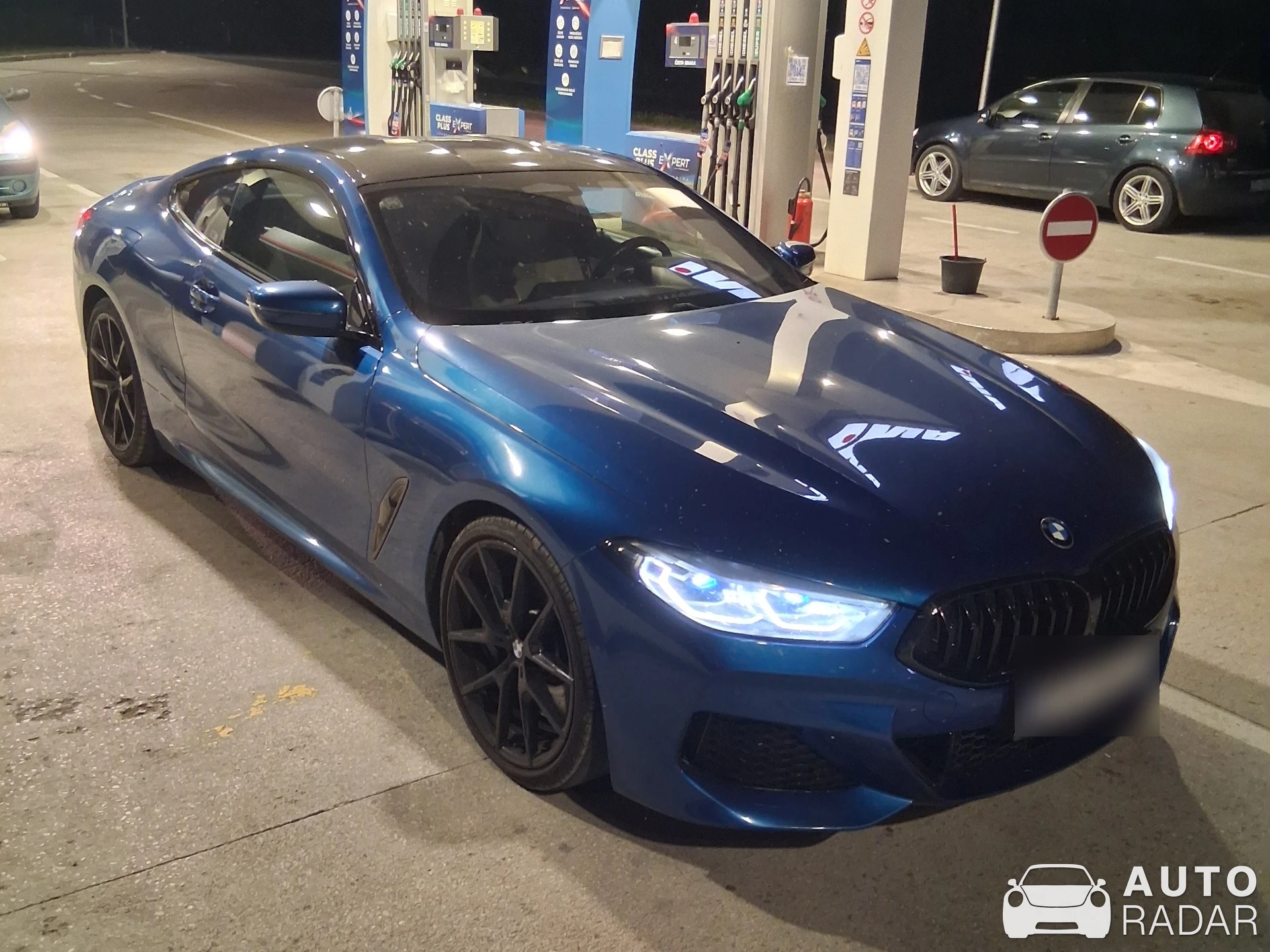 BMW 8 Series Coupé G15 spotted in Gračac