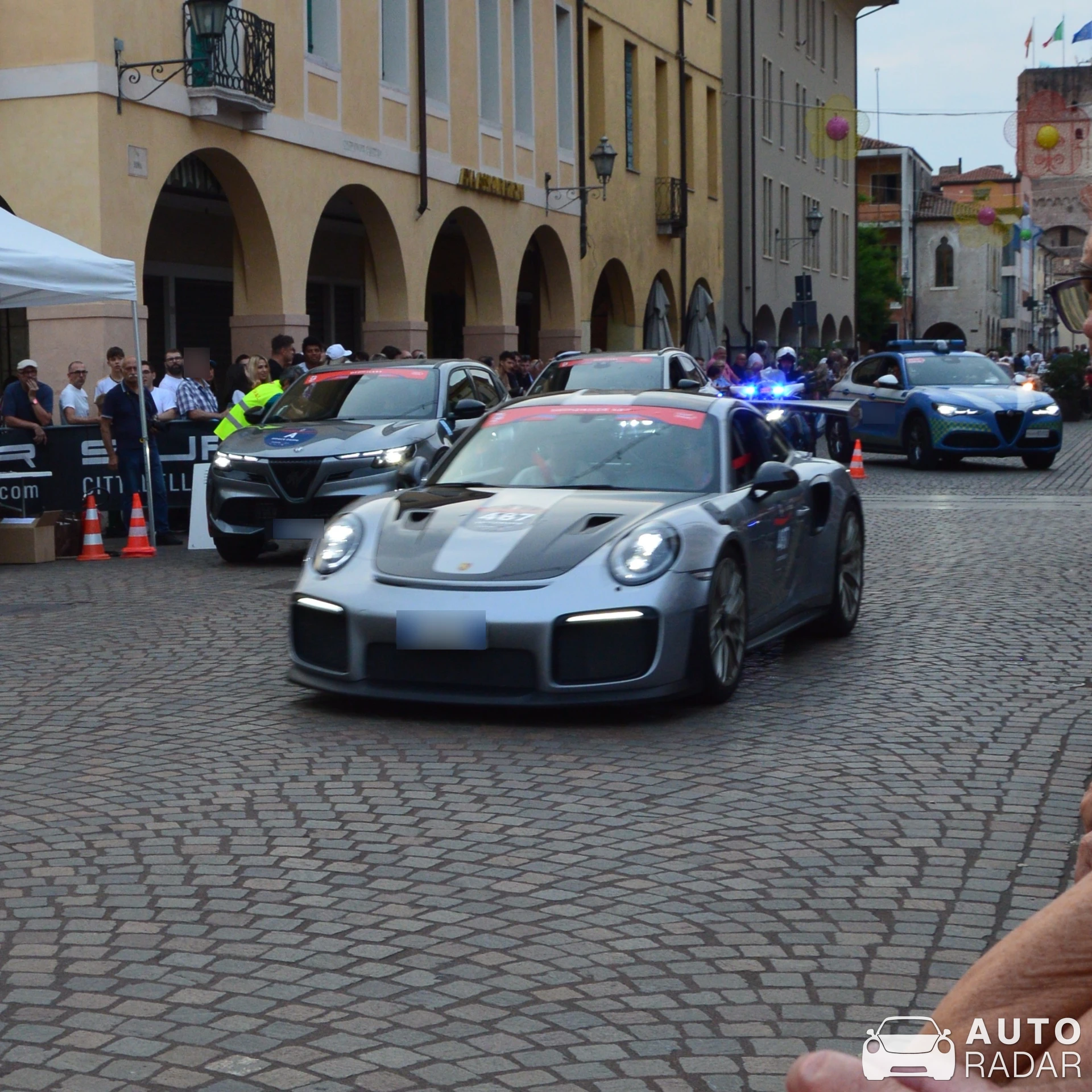 Porsche 991 GT2 RS spotted in Campo San Martino