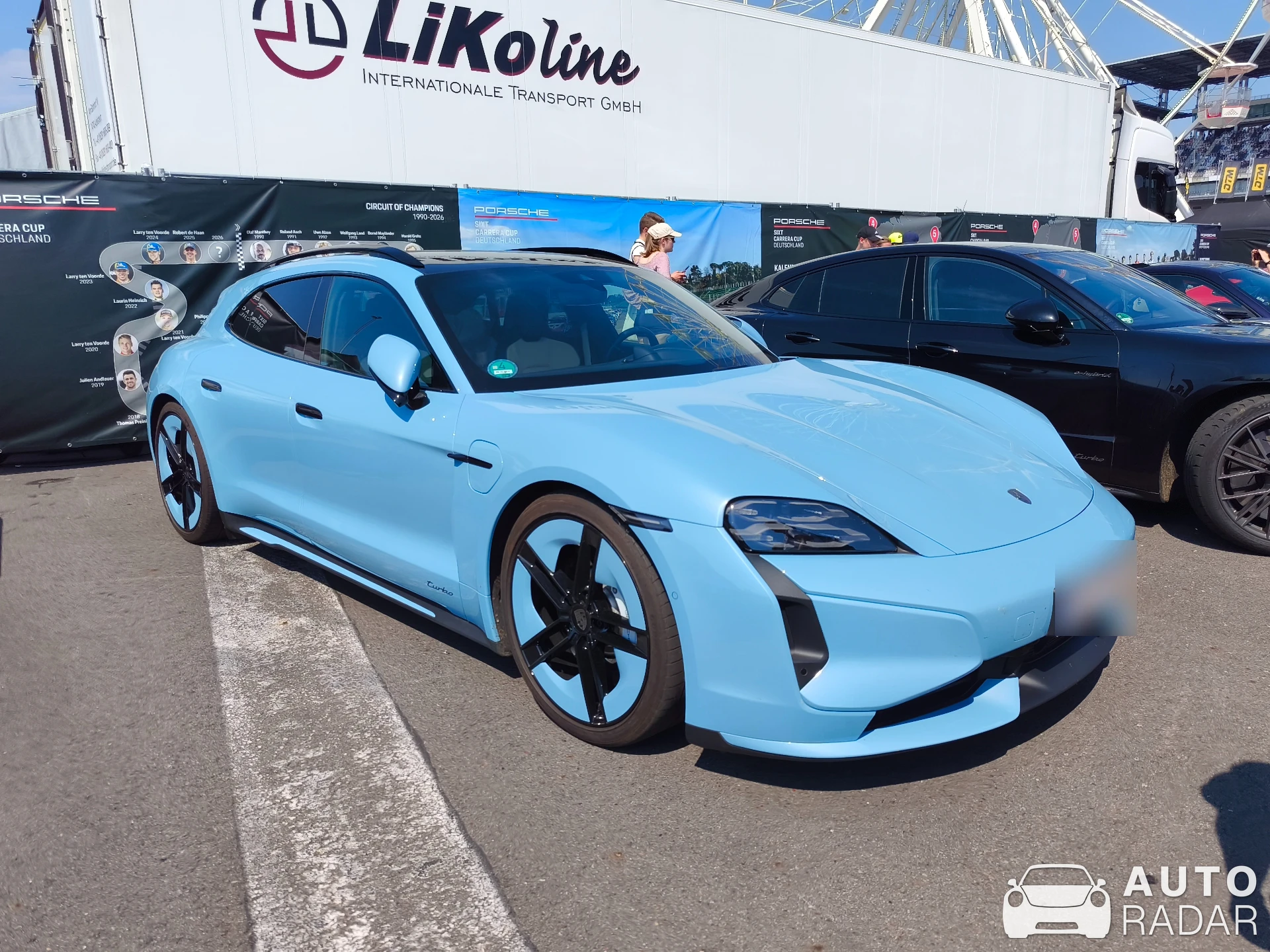 Porsche Taycan Turbo Cross Turismo spotted in Schipkau