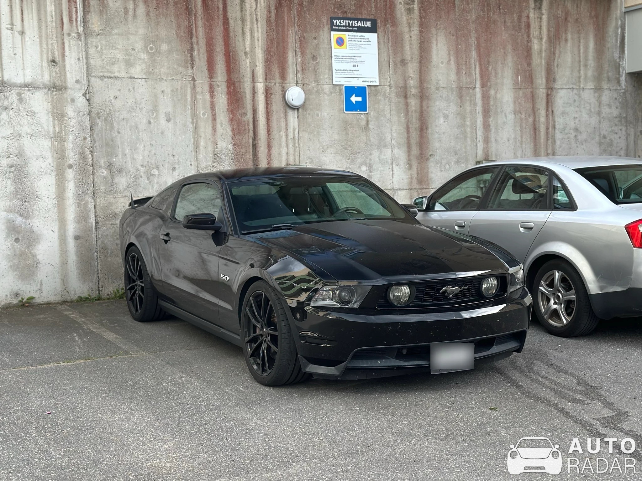 Ford Mustang GT 2011 spotted in Jyväskylä