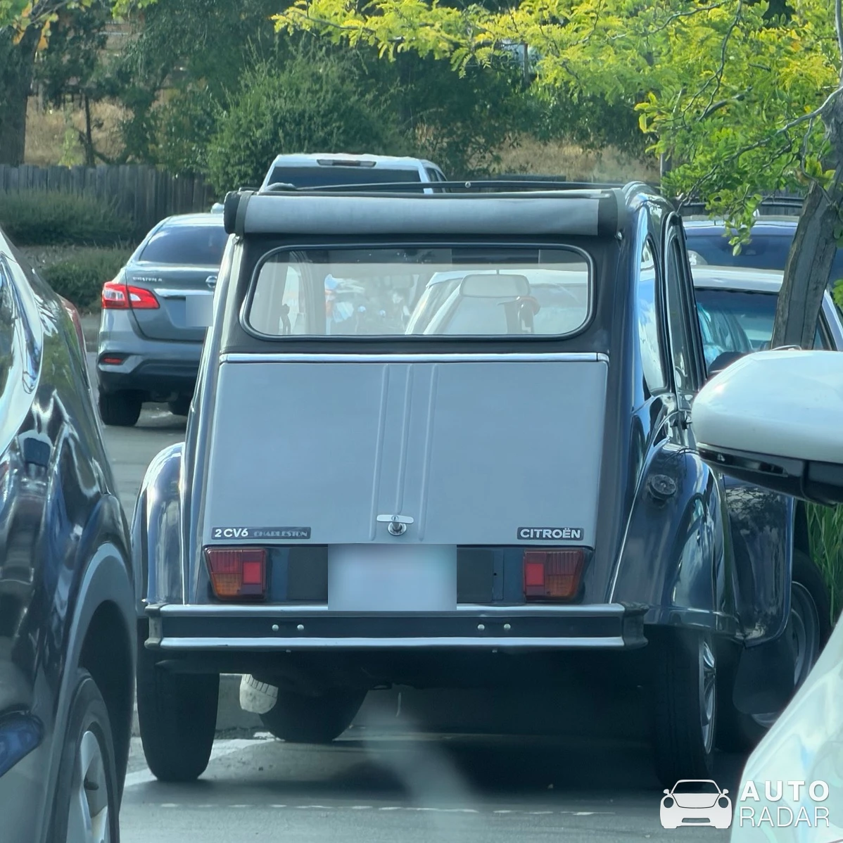 Citroën 2CV6 Club spotted in Sears Point