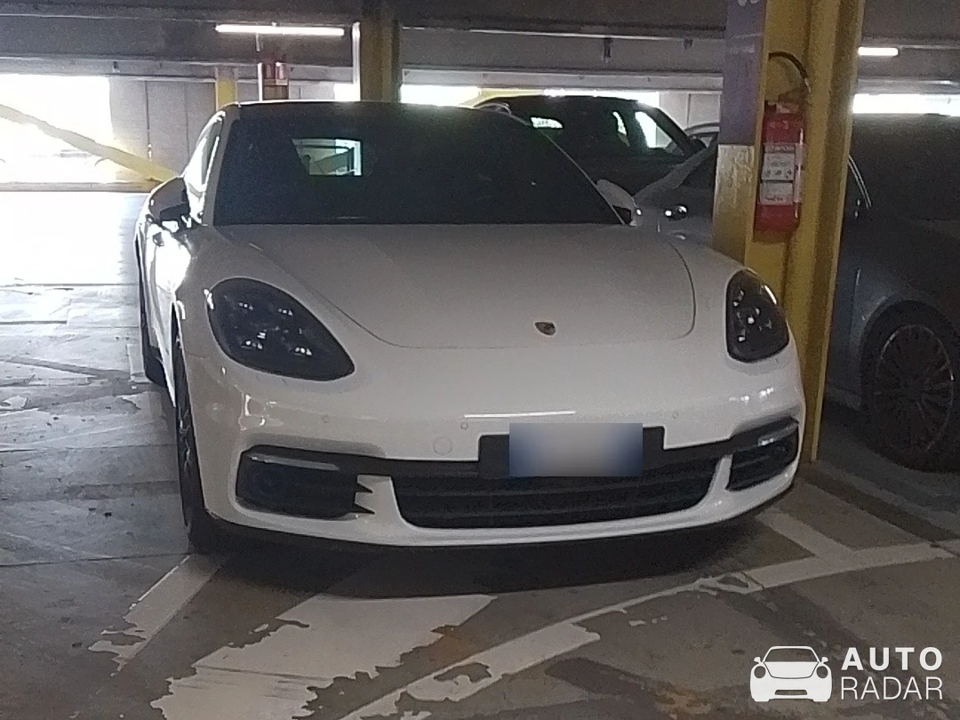 Porsche 971 Panamera Turbo spotted in Pisa