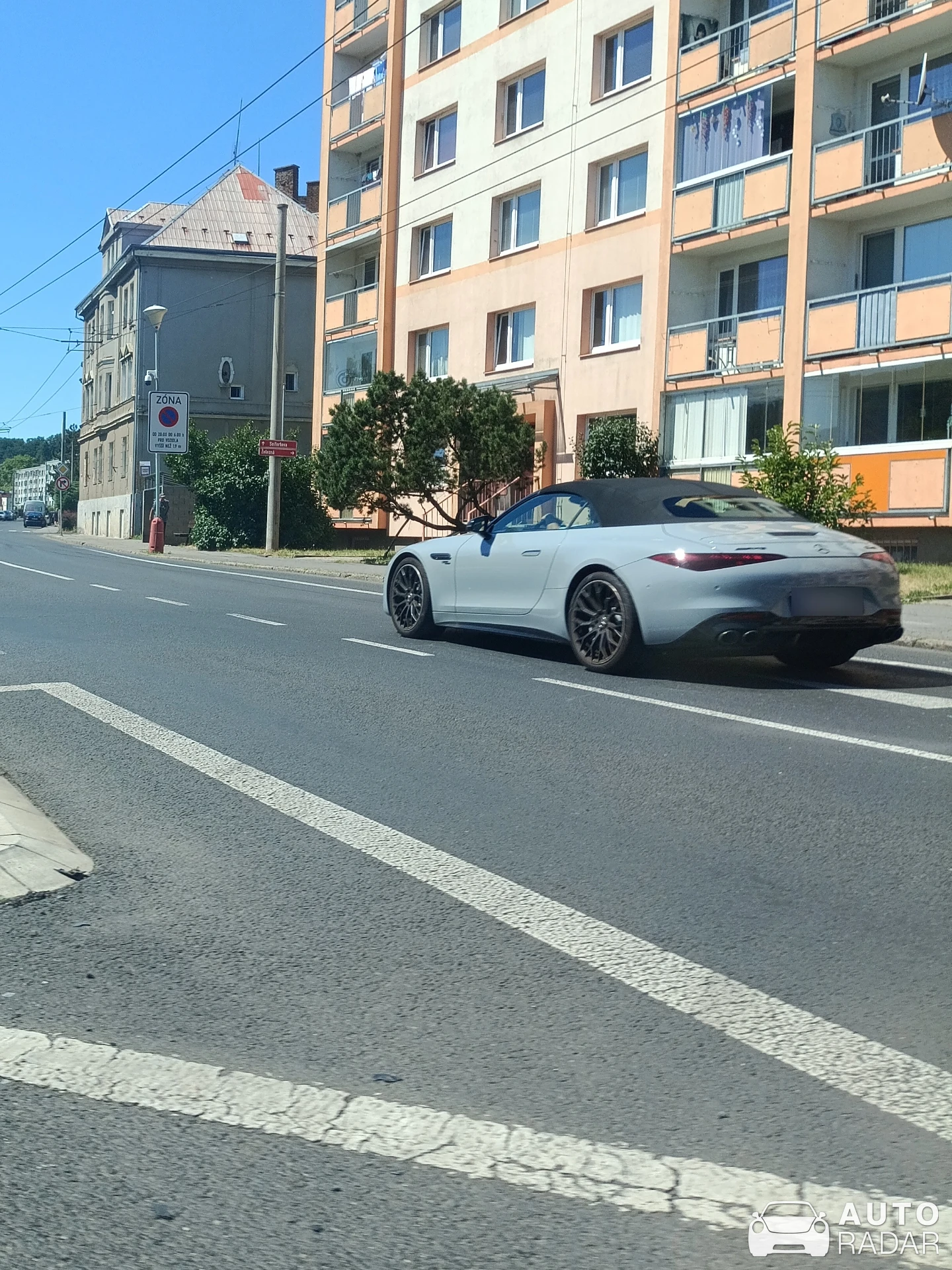 Mercedes-AMG SL 43 R232 spotted in Ústí nad Labem