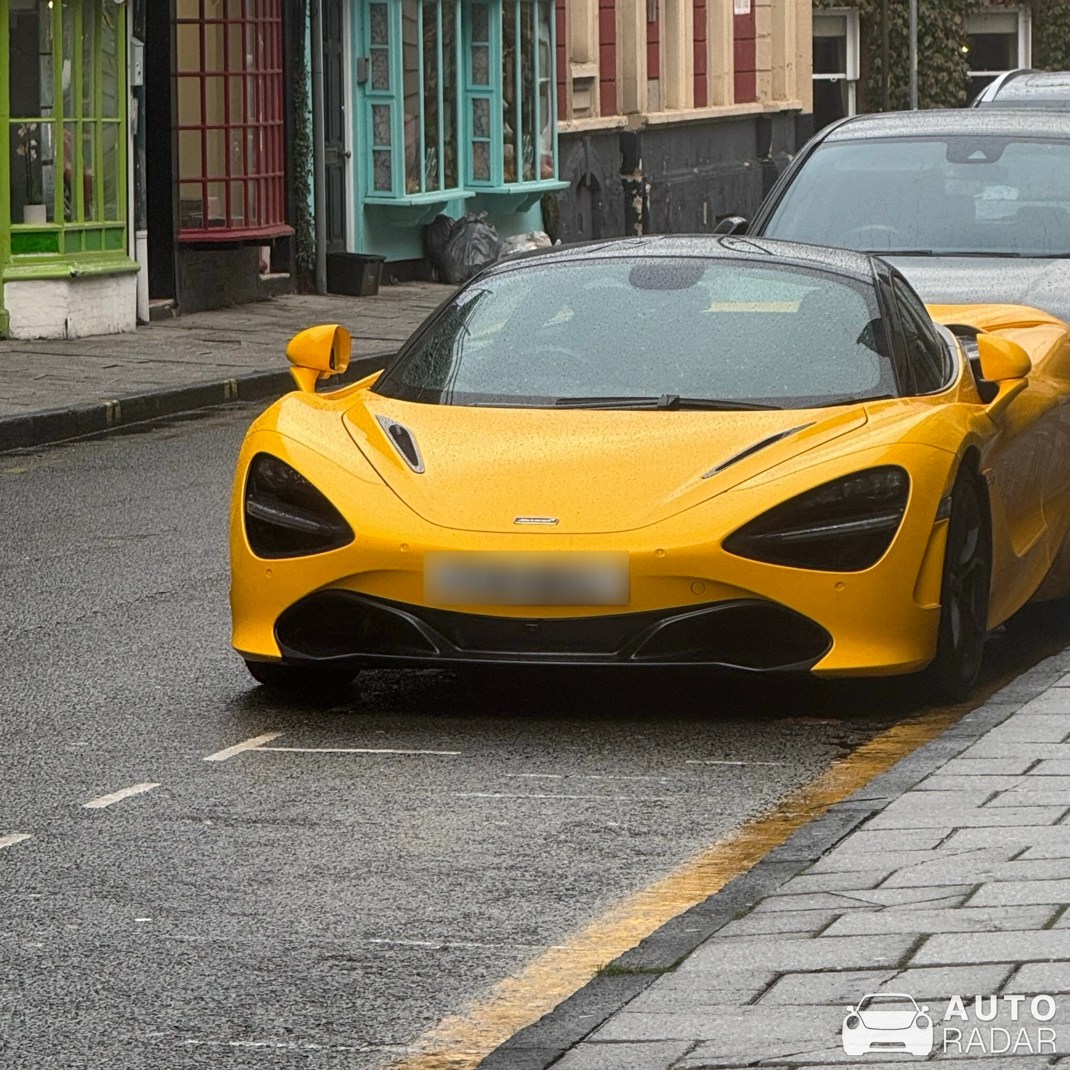 McLaren 720S spotted in Swindon