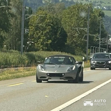 Lotus Elise S3 spotted in Hurden