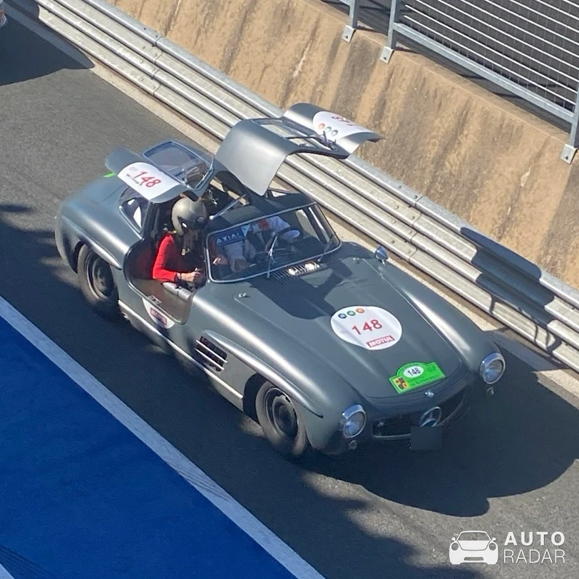 Mercedes-Benz 300 SL Gullwing V8 AMG spotted