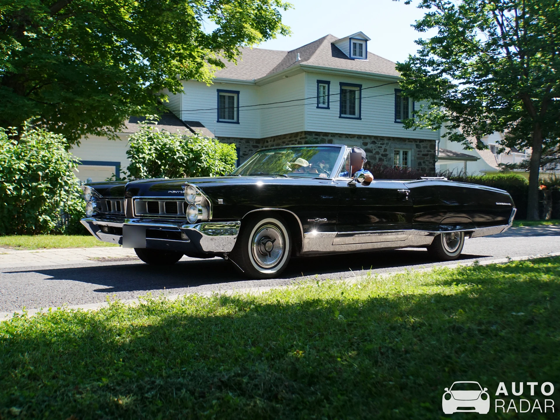 Pontiac Parisienne spotted in Chambly