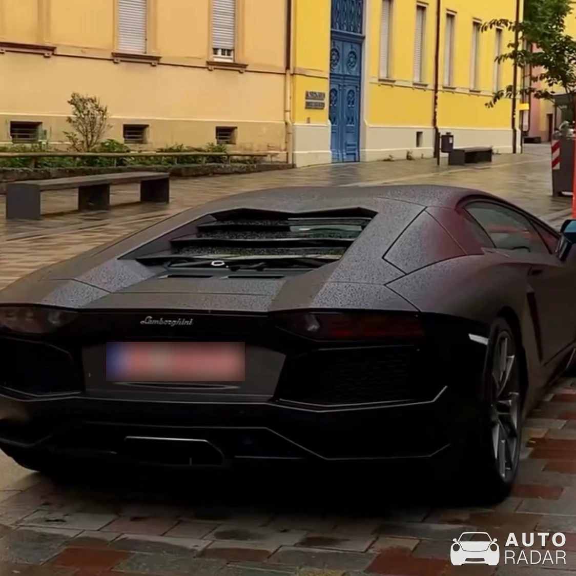 Lamborghini Aventador LP700-4 spotted in Geispolsheim
