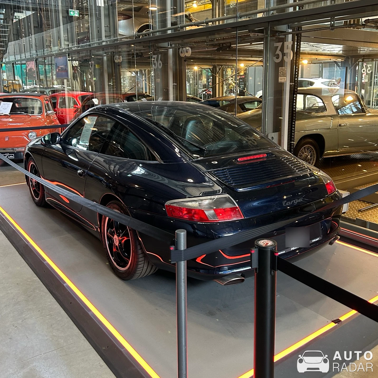 Porsche 996 Targa spotted in München